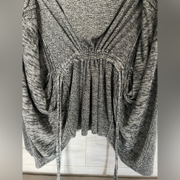 Lululemon Breeze Easy Wrap - Picture 6 of 9